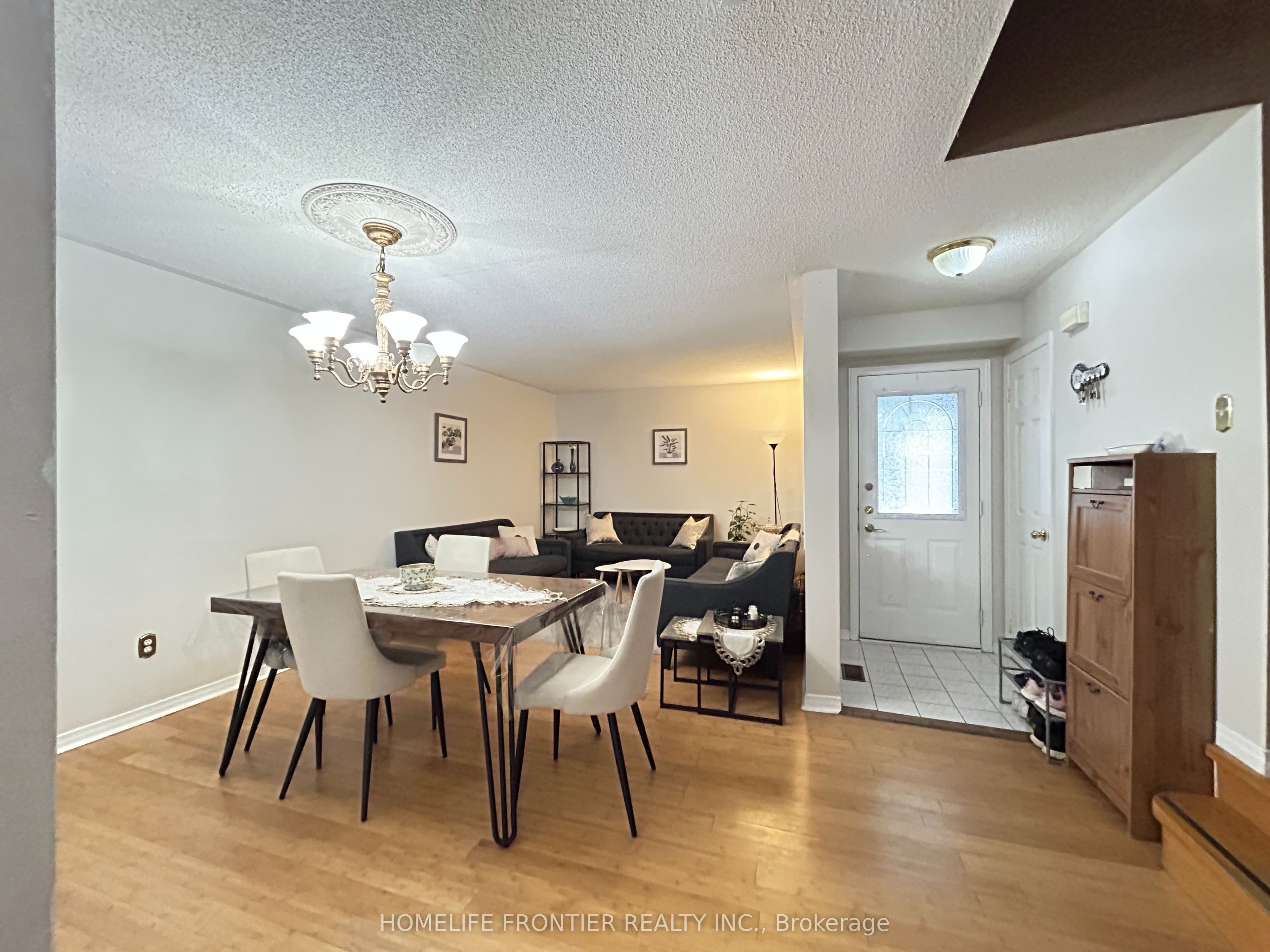 2555 Thomas Street 36