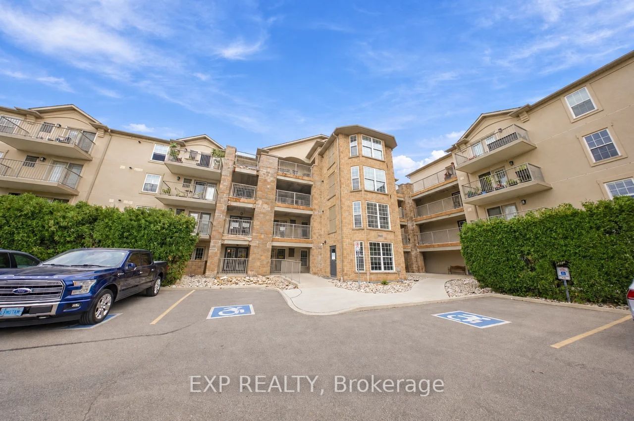 1440 Bishops Gate 206