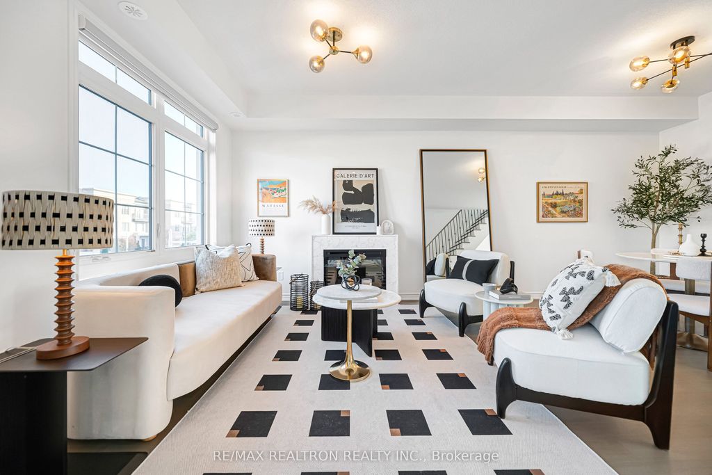 Photo of 58 Village Parkway, Markham, ON L3R 2E1 (MLS # N12842290)