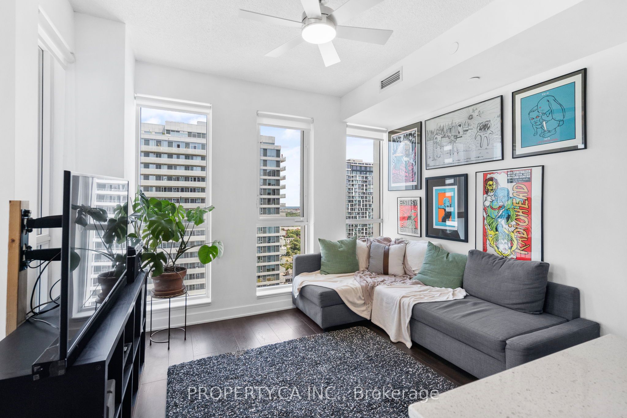 170 Sumach Street 2212