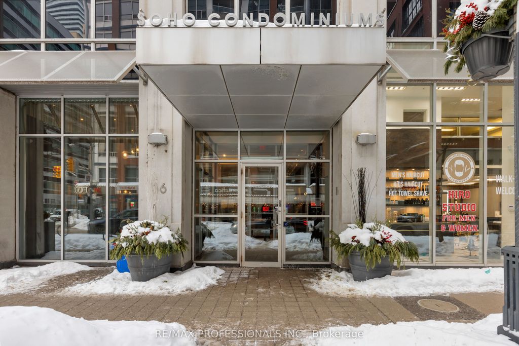 Photo of 36 Blue Jays Way #912, Toronto, ON M5V 3T3 (MLS # C12750768)