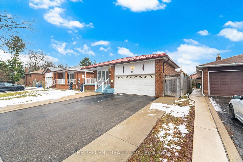 Photo of 4 Manorcrest Street, Brampton, ON L6S 2W9 (MLS # W12894224)