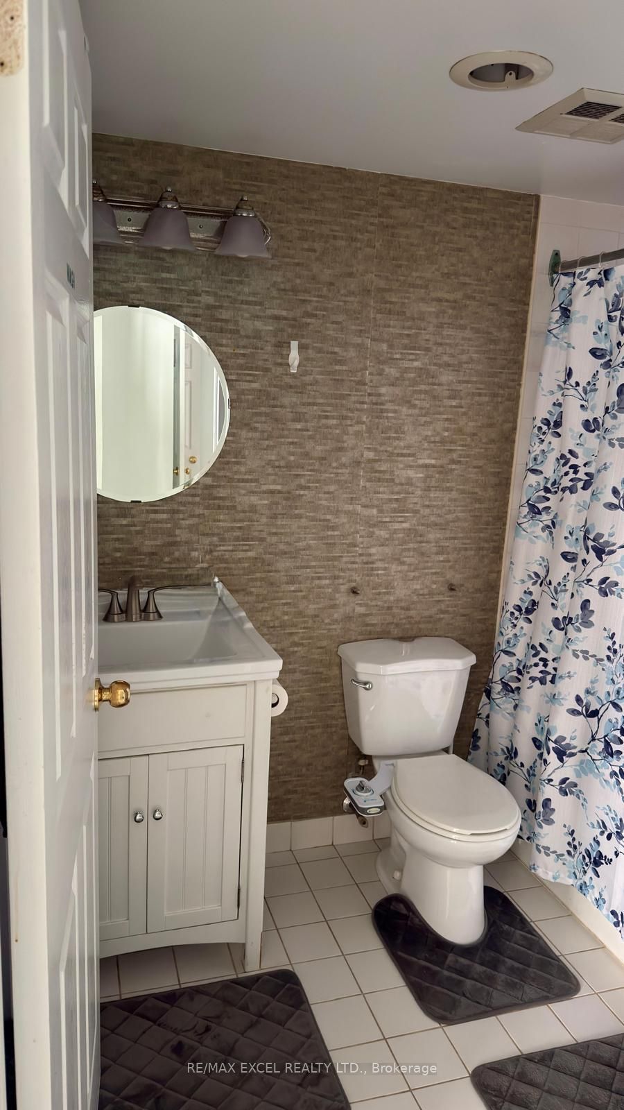6 Humberline Drive 708