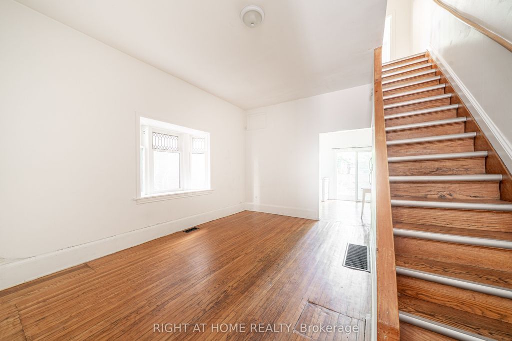 Photo of 1059 Bathurst Street, Toronto, ON M5R 3G8 (MLS # C12468106)