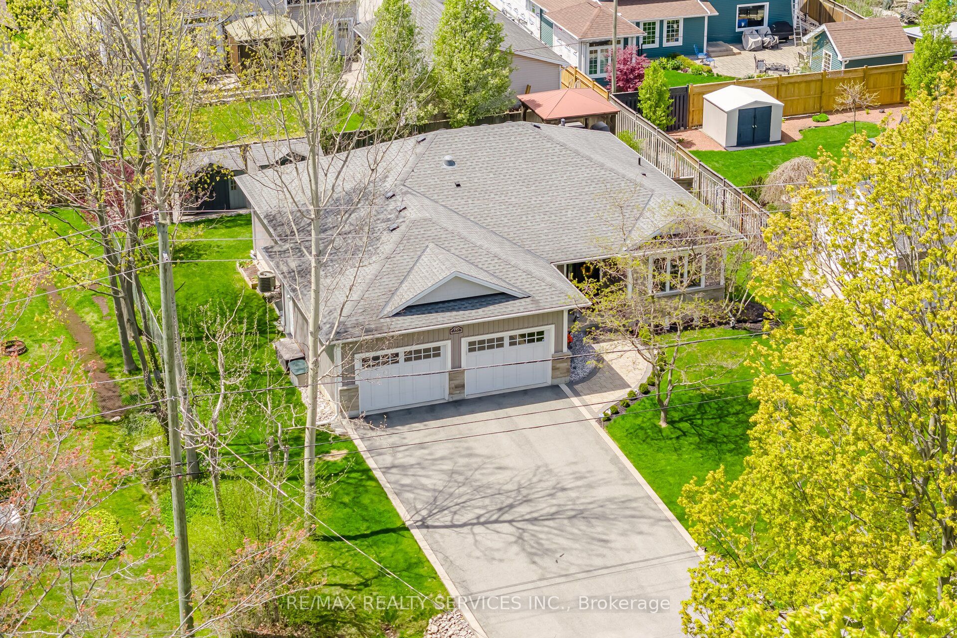 195 Burleigh Road N