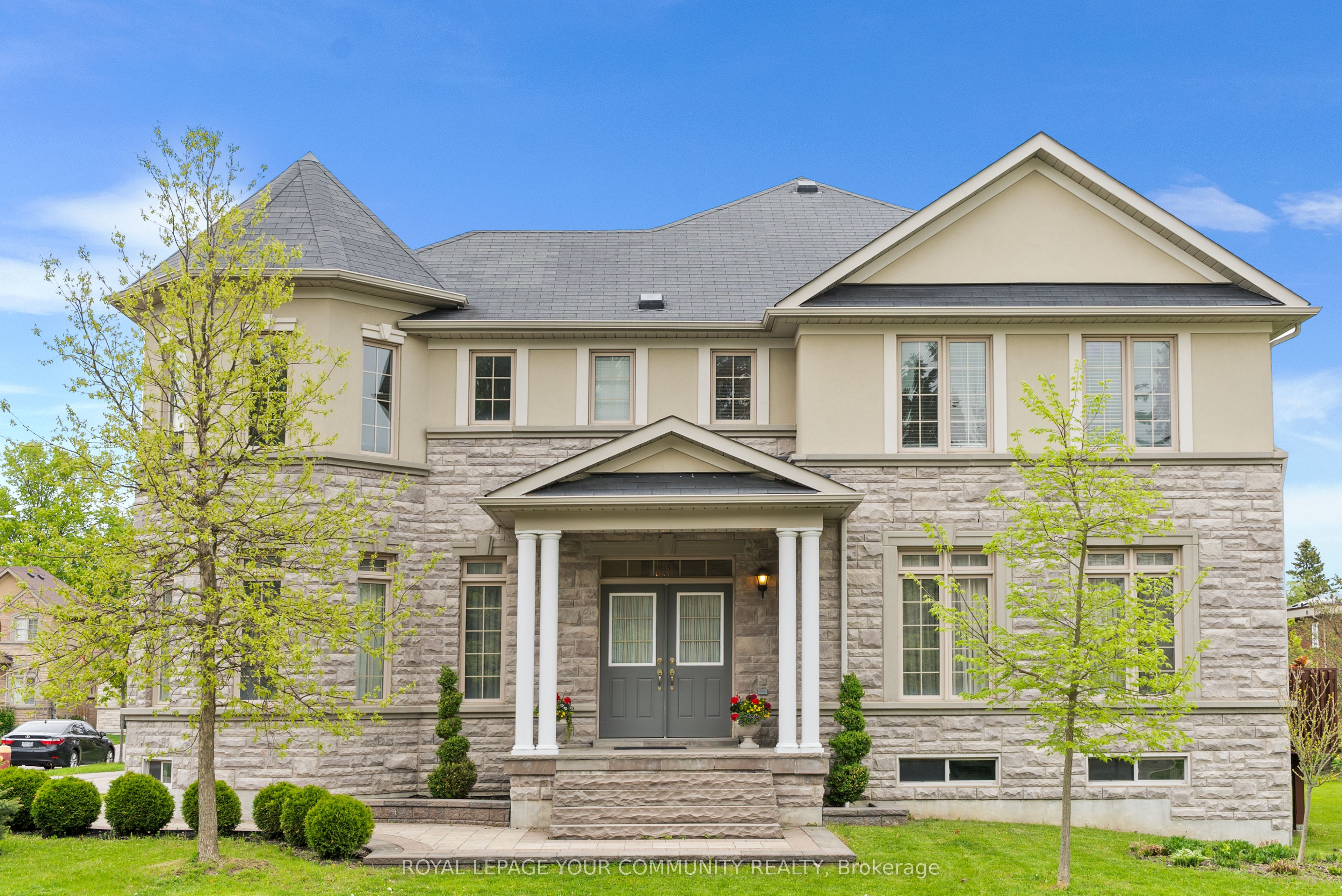 108 Headwater Crescent