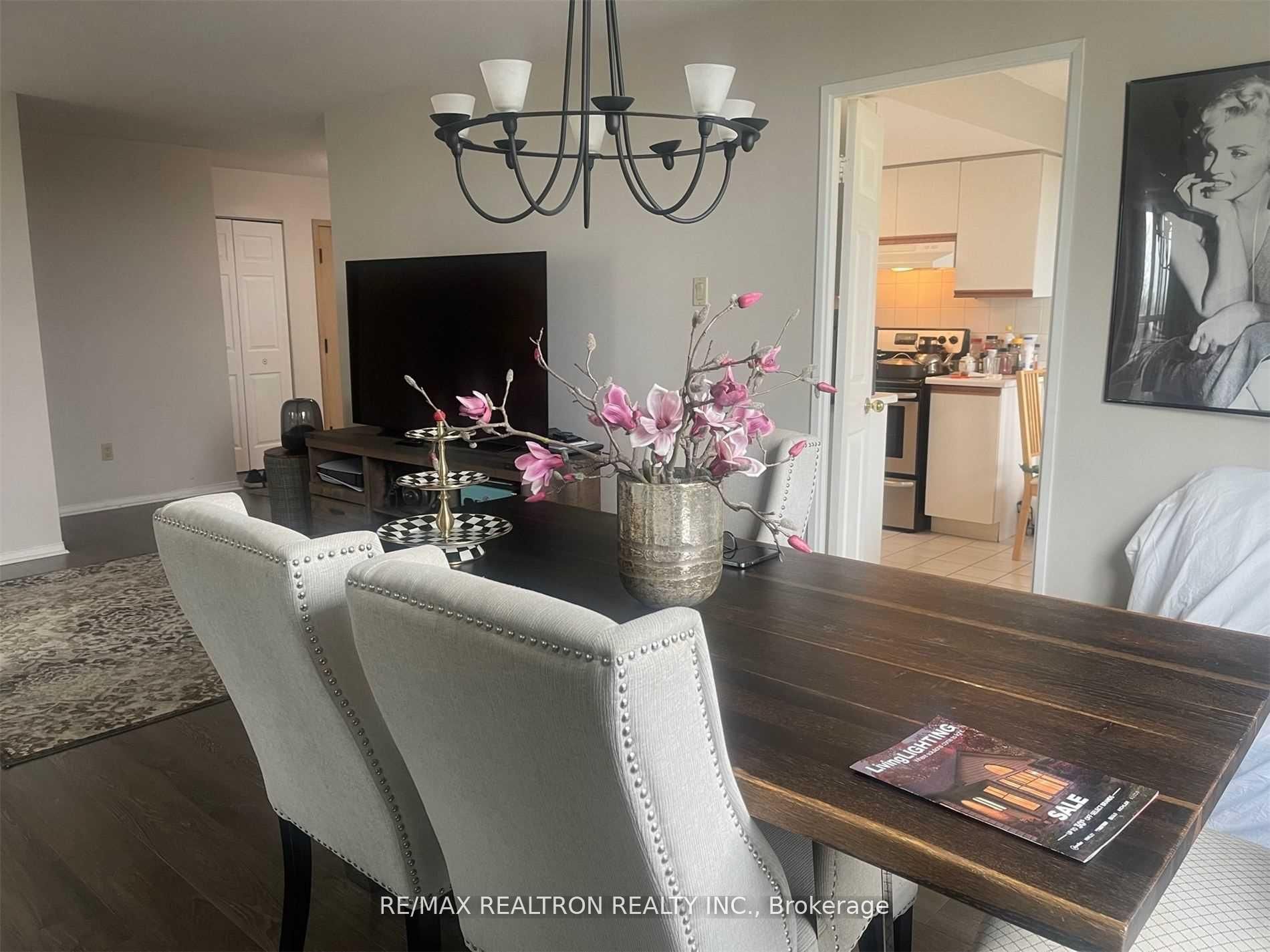 7805 Bayview Avenue 512