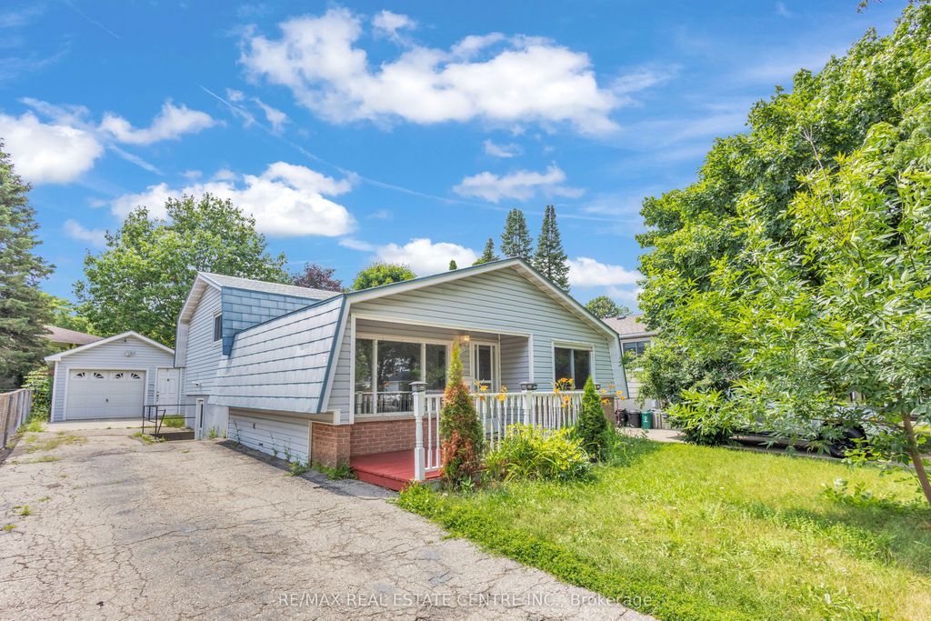 Photo of 87 Christopher Drive, Waterloo, ON N2J 4J6 (MLS # X12455748)