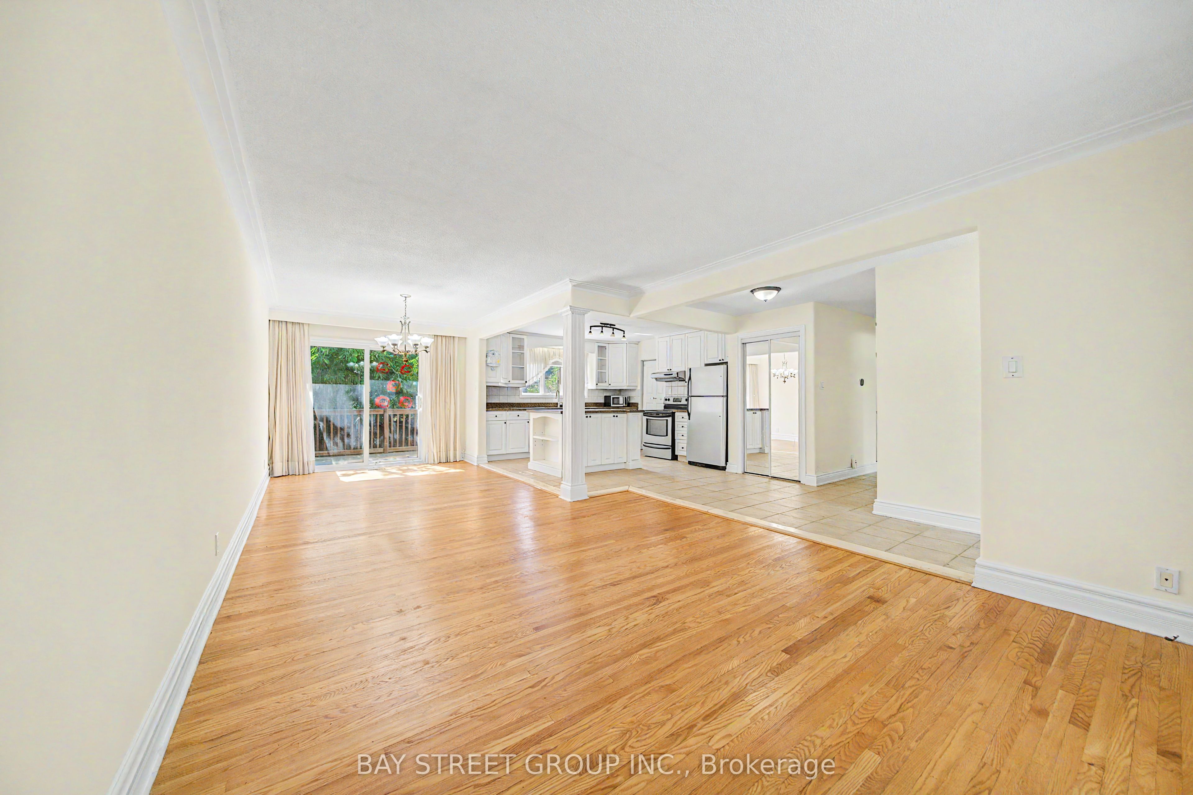 32 Alanadale Avenue