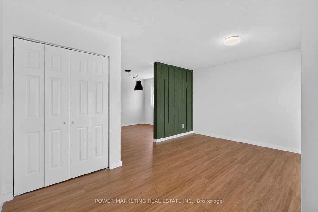 Photo of 2654 Conn Street, Britannia - Lincoln Heights and Area, ON K2B 7C5 (MLS # X13831936)