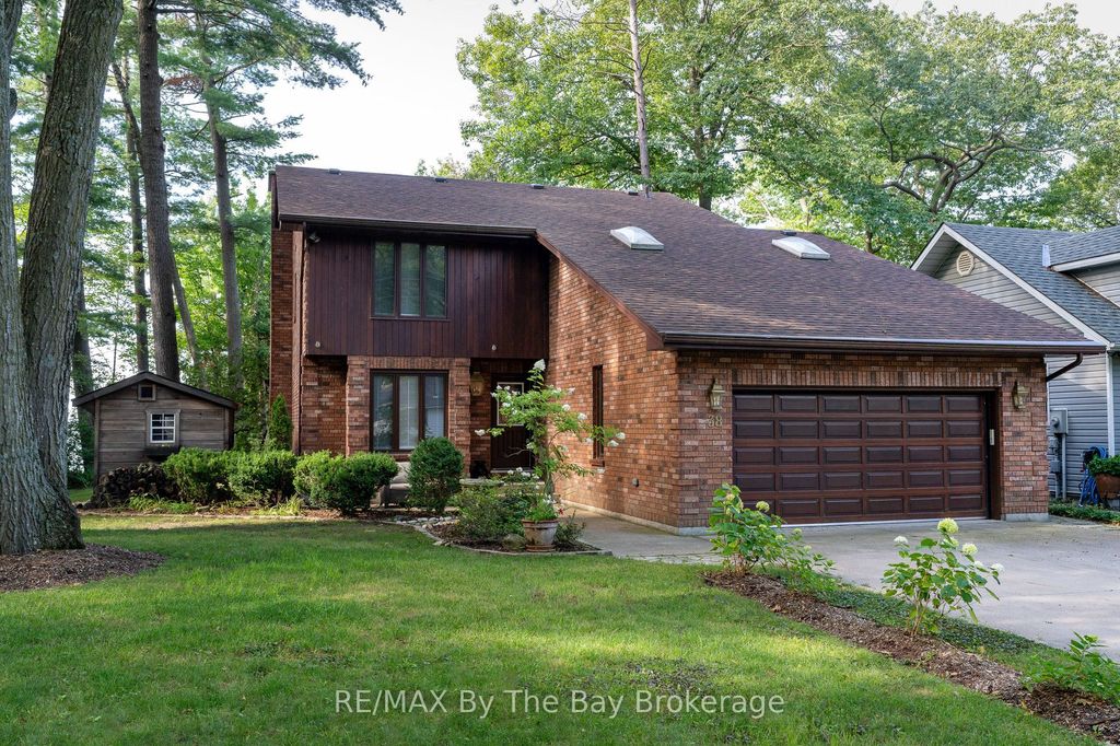 Photo of 38 Willow Drive, Tiny, ON L0L 1P1 (MLS # S13539616)
