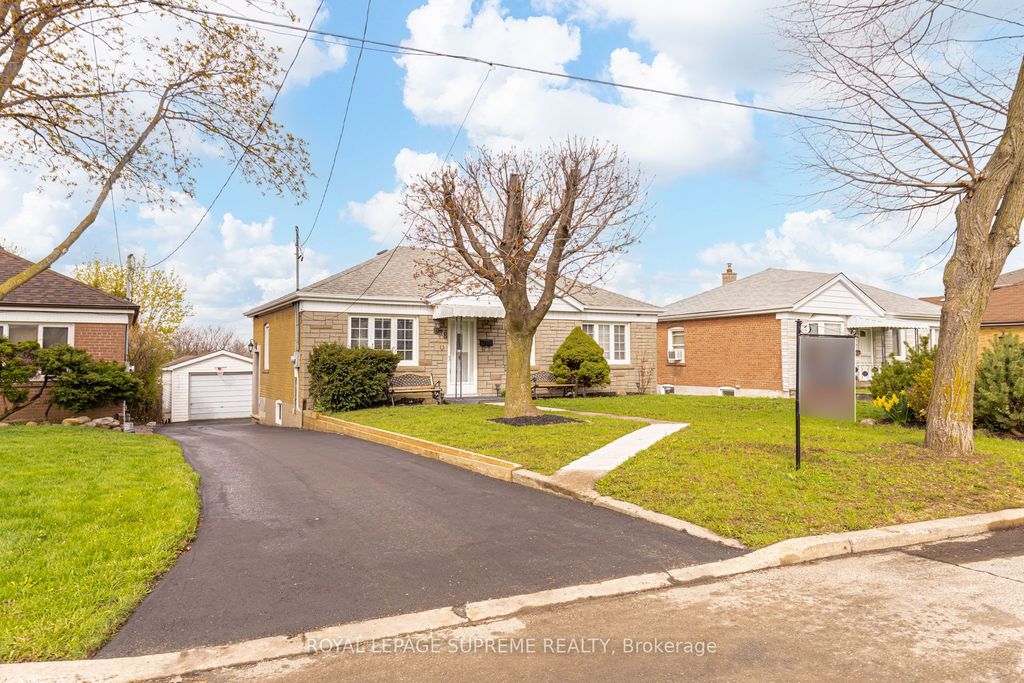 Photo of 18 Fairweather Road, Toronto, ON M6M 4C7 (MLS # W13071380)