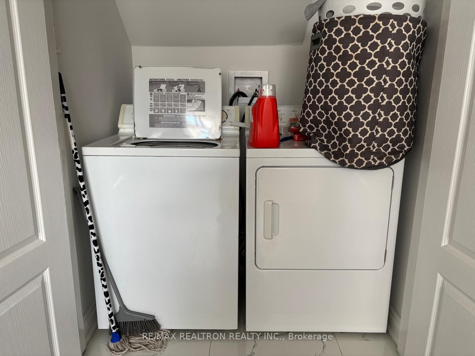 2 Hagersville Court Lower