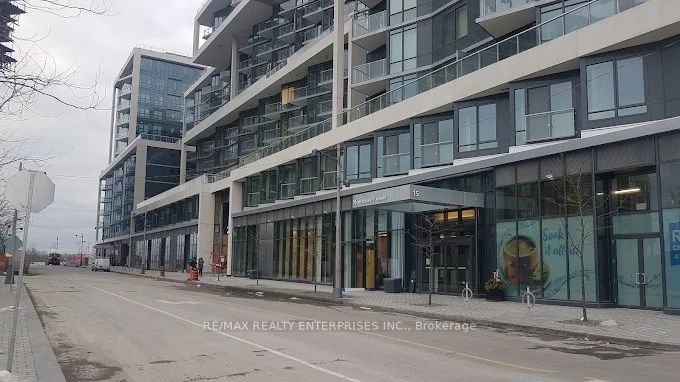 15 Merchants' Wharf N/A 308