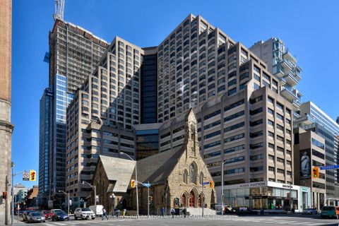 175 Cumberland Street 2202 Toronto ON M5R 3M9