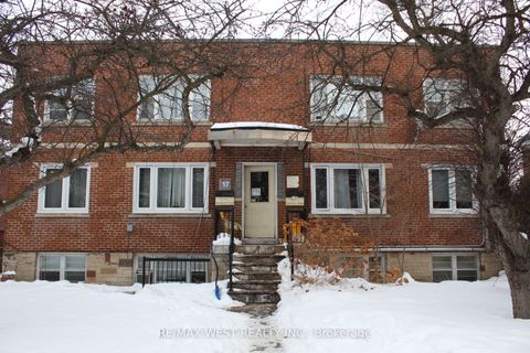 17 South Kingsway Road 6 Toronto ON M6S 3T2