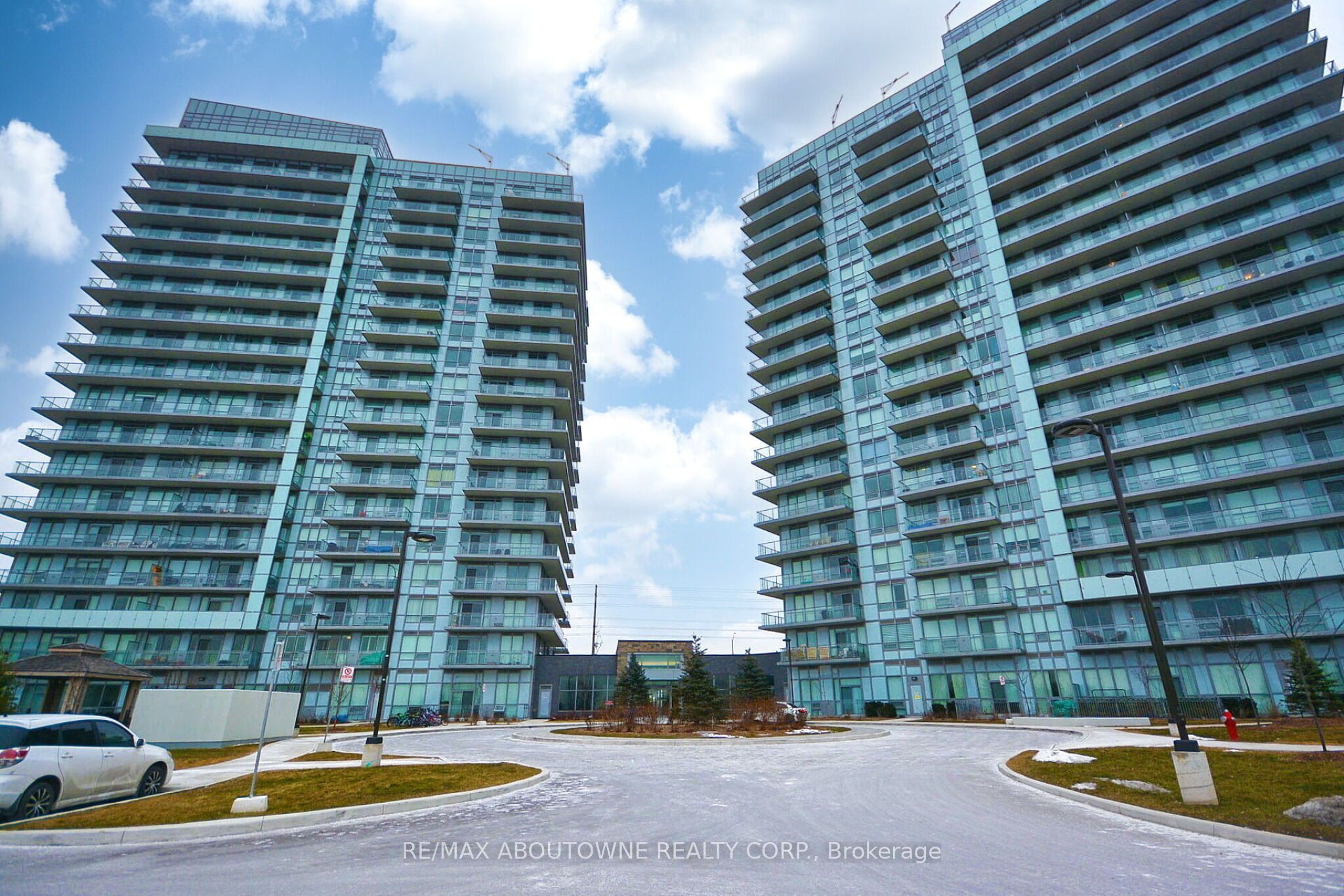 4677 Glen Erin Drive 1202