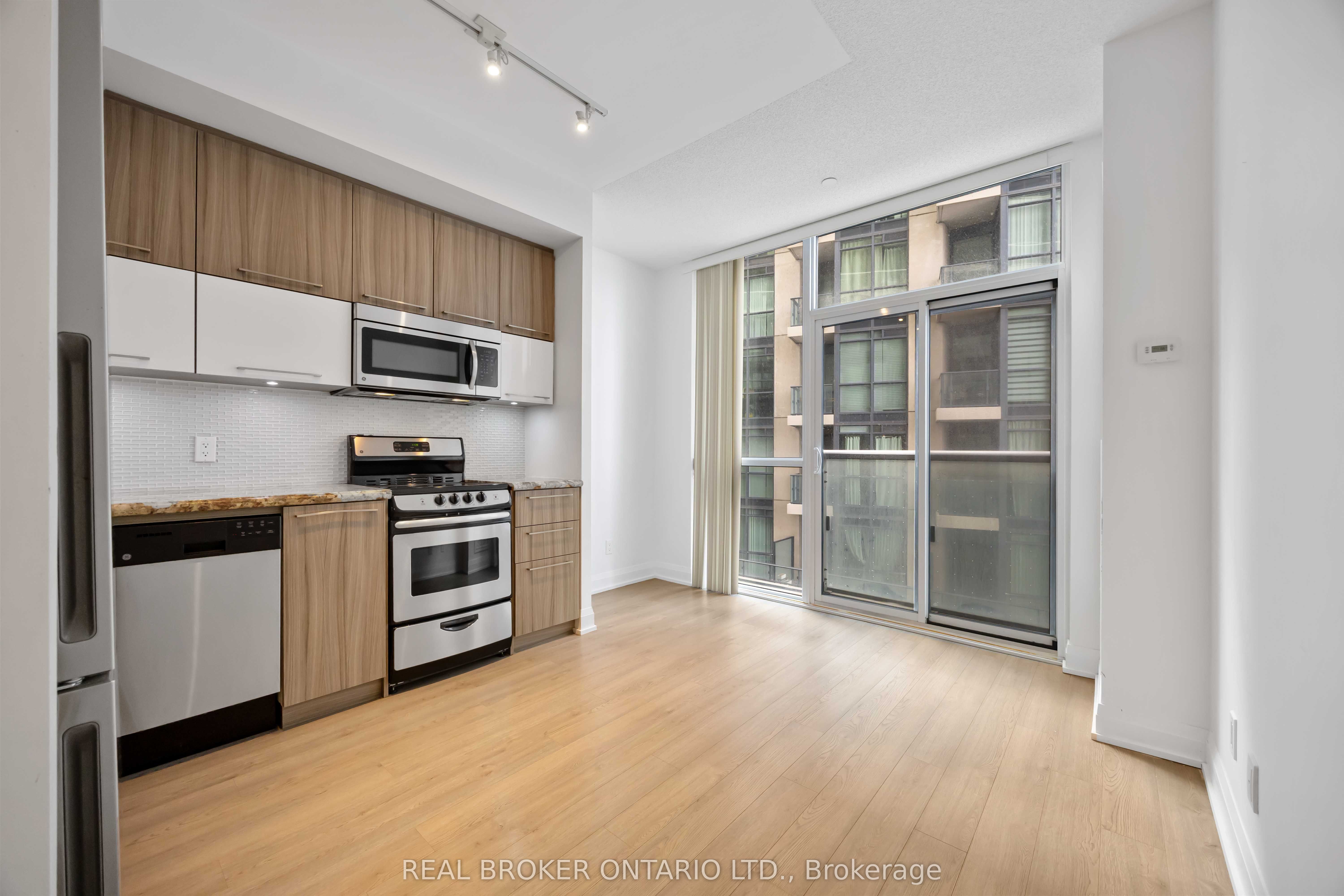 56 Annie Craig Drive 302