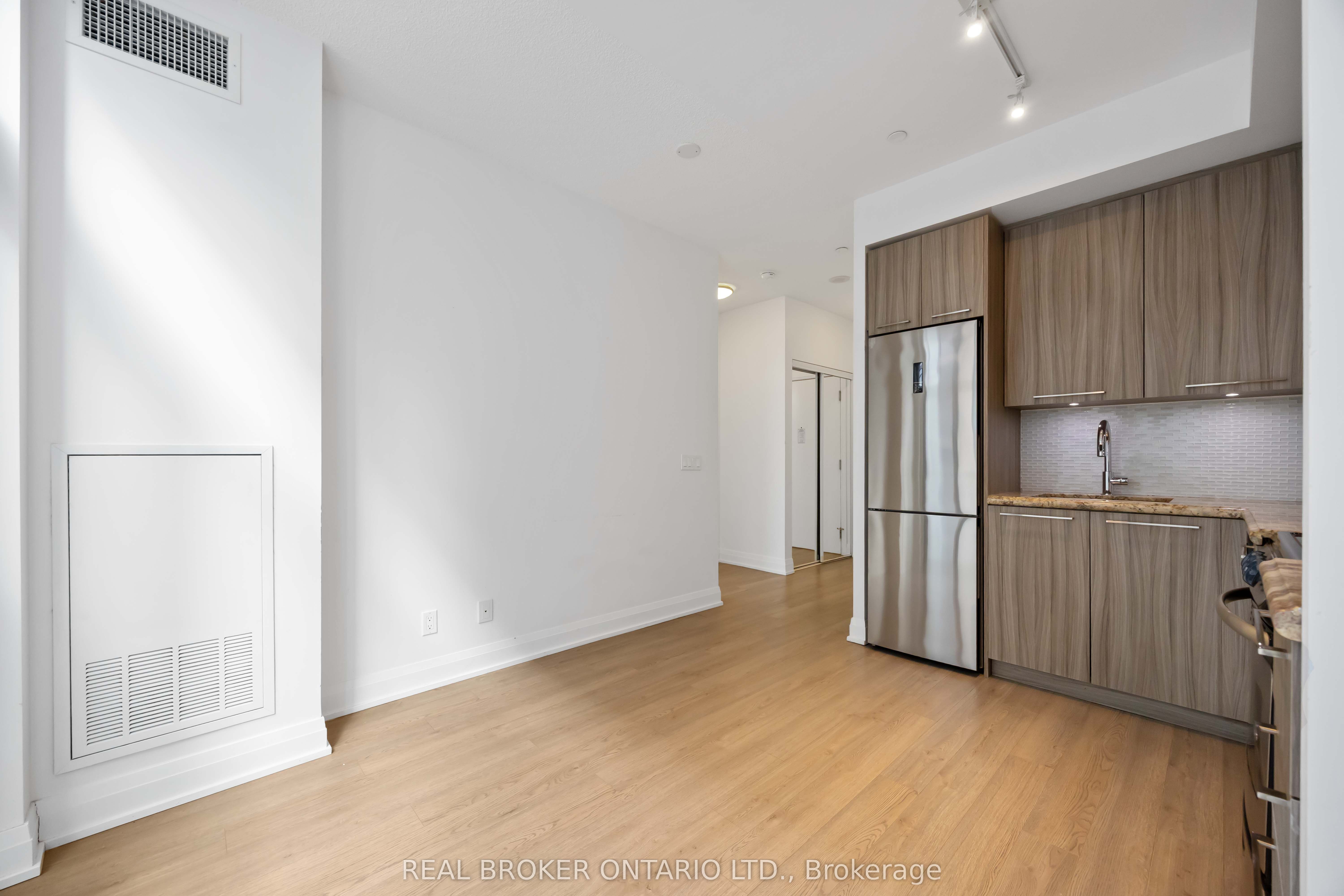 56 Annie Craig Drive 302