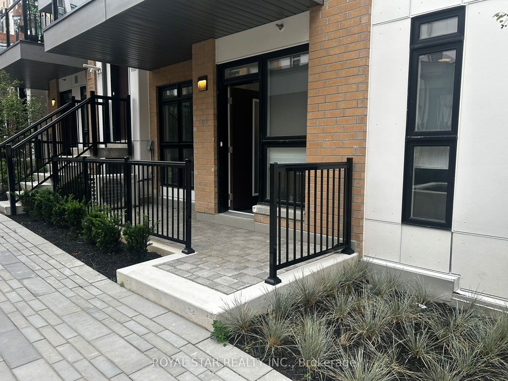 Photo of 155 Canon Jackson Drive #Q101, Toronto, ON M6M 0E1 (MLS # W13092102)