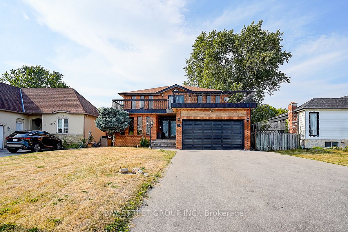 616 Sheppard Avenue