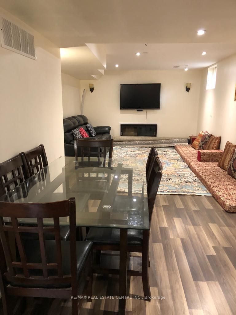 316 Holmes Crescent Bsmt