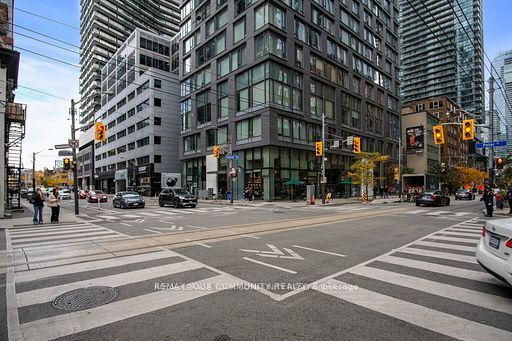 101 PETER Street 602