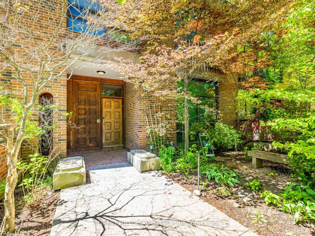Photo of 82 Oriole Road, Toronto, ON M4V 2G1 (MLS # C12400330)