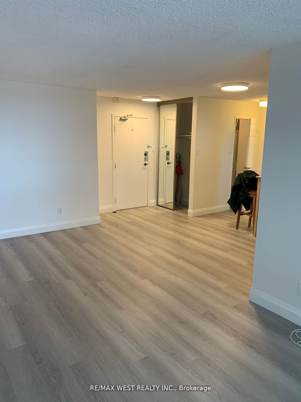 Photo of 73 McCaul Street #630, Toronto, ON M5T 2X2 (MLS # C13077938)