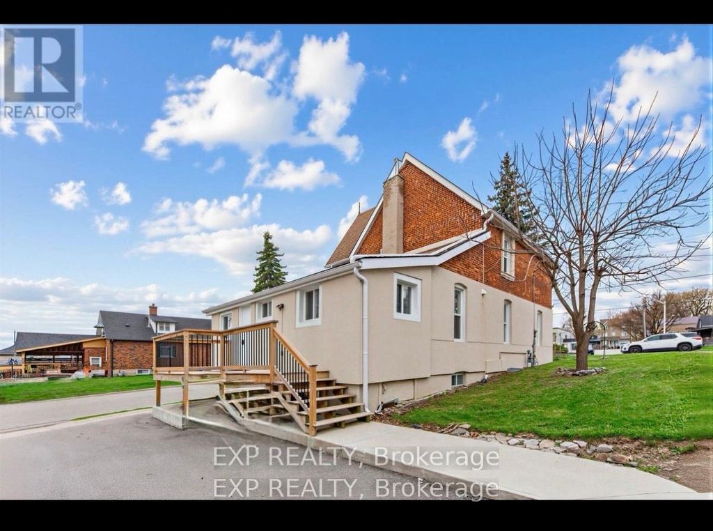 Photo of 79 Barrie Street E, Bradford West Gwillimbury, ON L3Z 2B7 (MLS # N13079228)