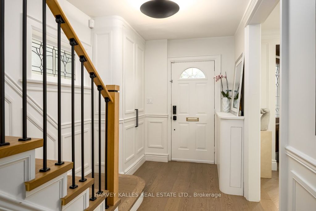 Photo of 52 Castle Knock Road, Toronto, ON M5N 1H3 (MLS # C12452306)