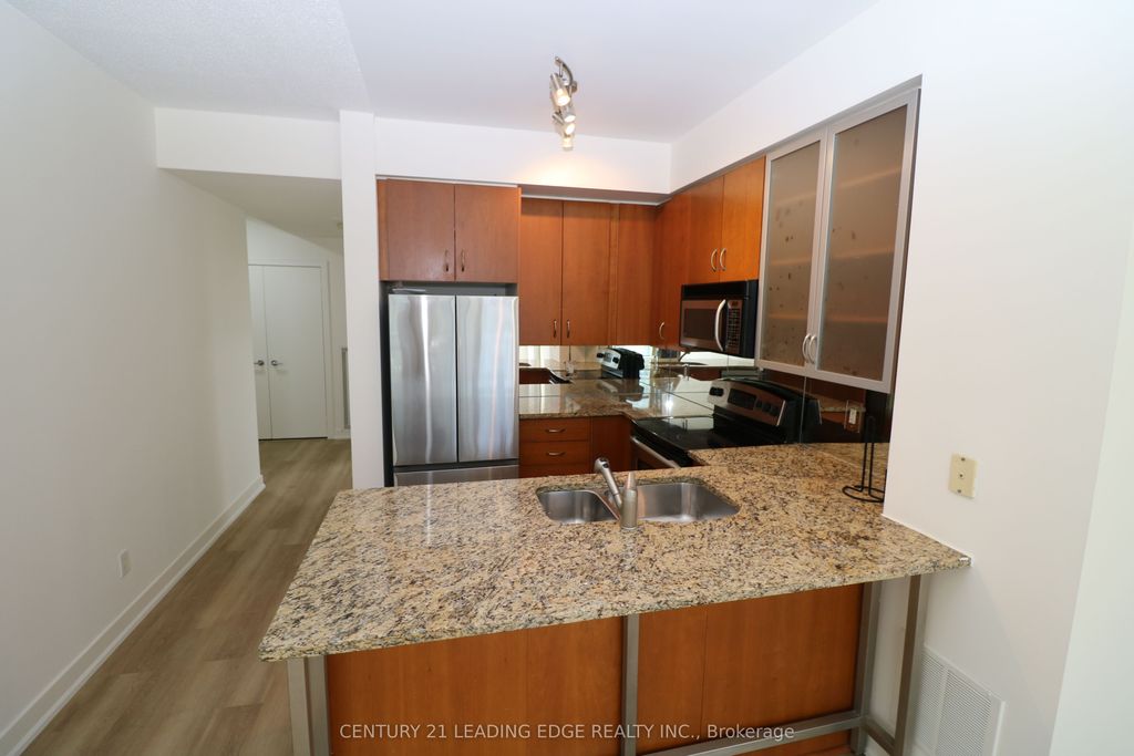 Photo of 438 KING Street W #1404, Toronto, ON M5V 1K1 (MLS # C12959302)