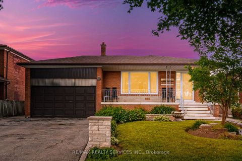Photo of 7541 Darcel Avenue, Mississauga, ON L4T 2X6 (MLS # W12470013)
