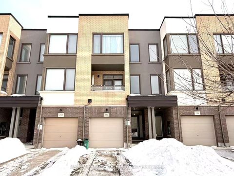 196 Huguenot Road Oakville ON L6H 7C3