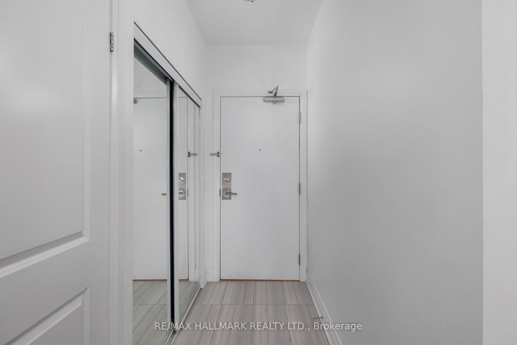 Photo of 530 St Clair Avenue W #1401, Toronto, ON M6C 0A2 (MLS # C14087182)