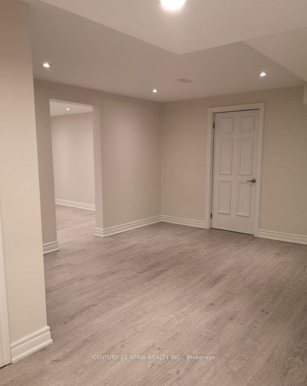 46 Willowbrook Road Lower