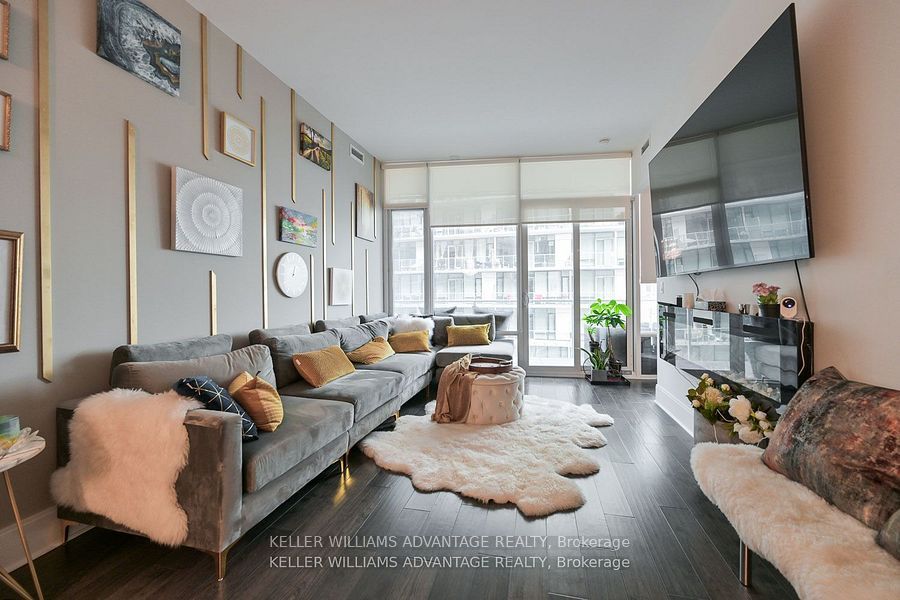 29 Queens Quay E 616