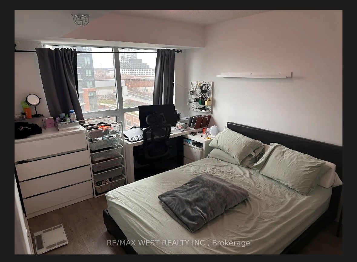 1410 Dupont Street 707