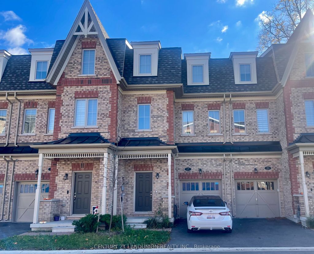 Photo of 17 McConaghy Court, Vaughan, ON L6A 5C1 (MLS # N12587014)