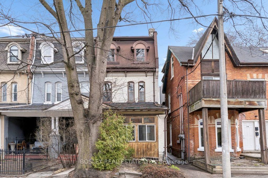 Photo of 221 Beverley Street, Toronto, ON M5T 1Z4 (MLS # C13000004)