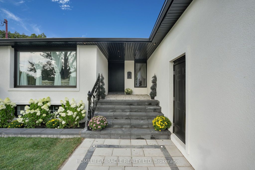Photo of 125 Elmcrest Road, Toronto, ON M9C 3R5 (MLS # W12416271)