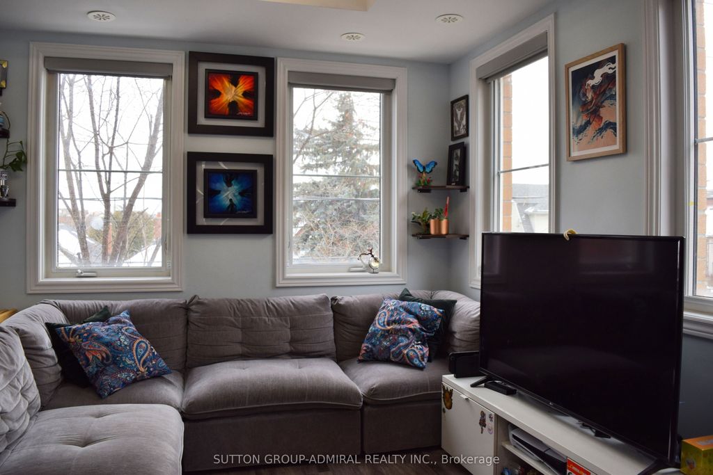 Photo of 370 Hopewell Avenue #213, Toronto, ON M6E 2S2 (MLS # W12661954)