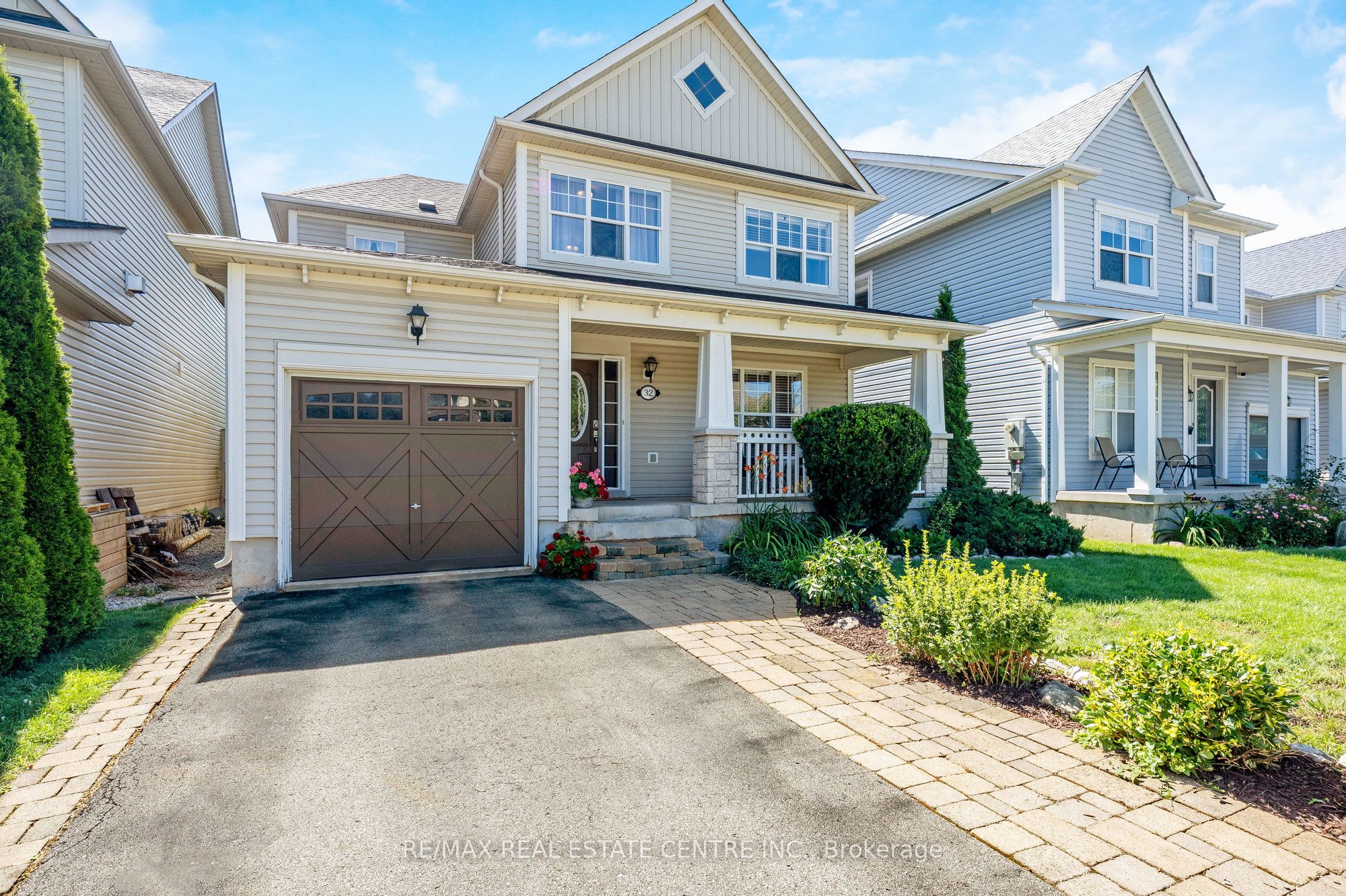 32 Tanners Drive