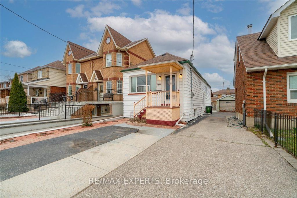 Photo of 140 Northland Avenue, Toronto, ON M6N 2E2 (MLS # W13006464)