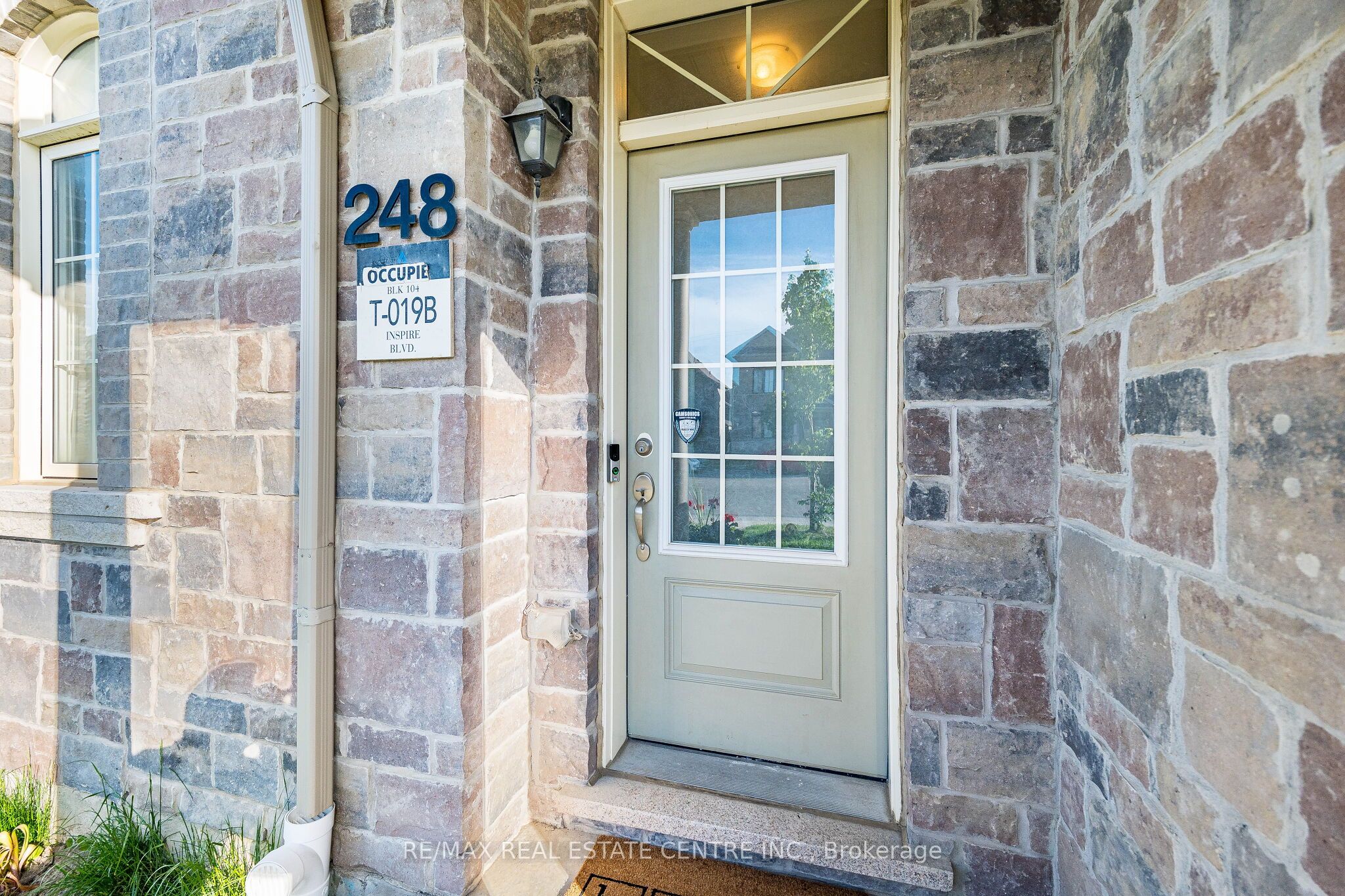 248 INSPIRE Boulevard
