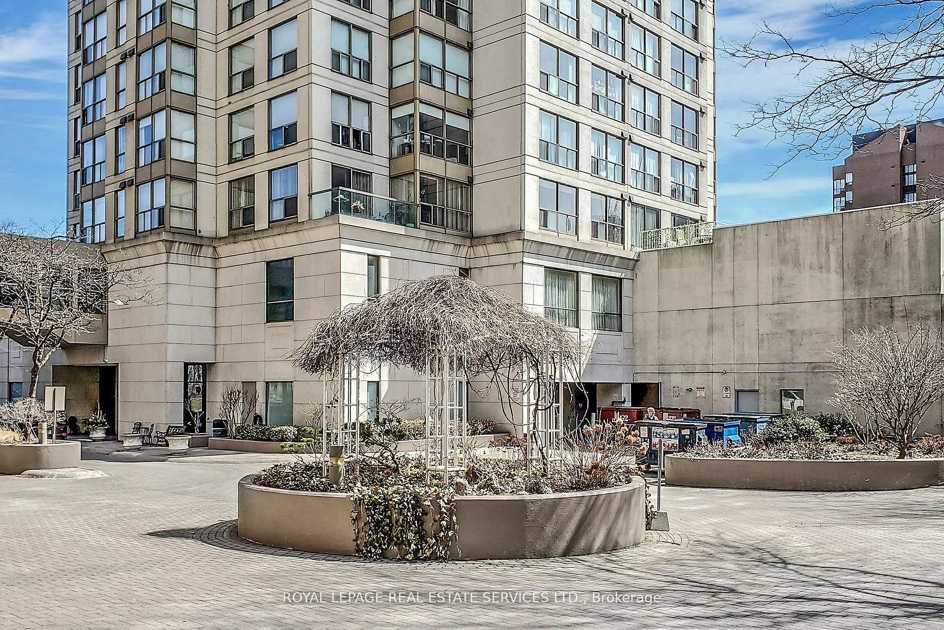 298 Jarvis Street 1705