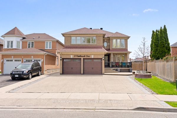 3 Fiddleneck Crescent