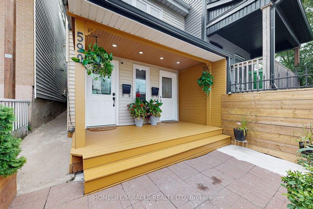 Photo of 590 Jones Avenue Avenue, Toronto, ON M4J 3H3 (MLS # E12383796)