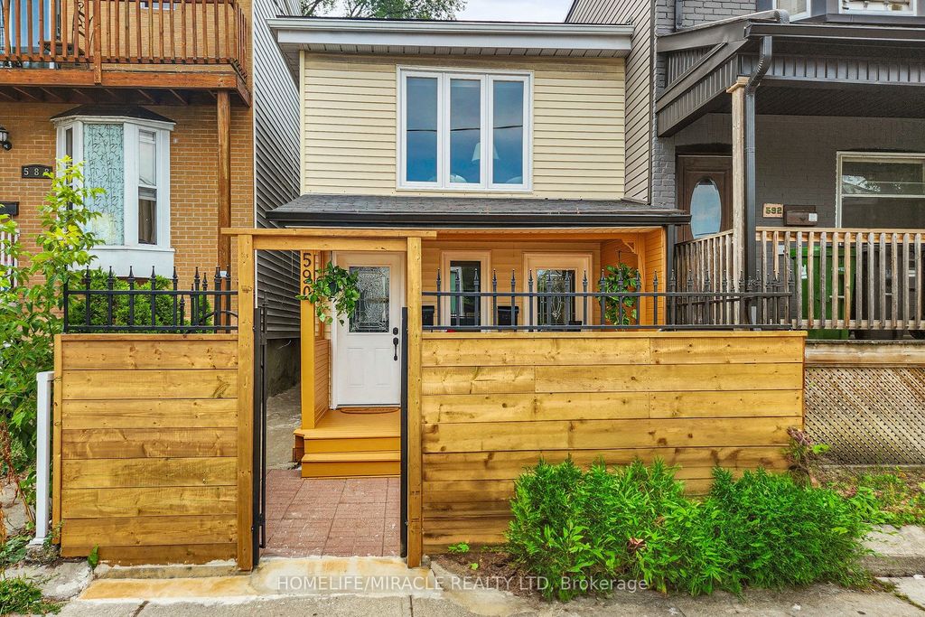 Photo of 590 Jones Avenue Avenue, Toronto, ON M4J 3H3 (MLS # E12383796)