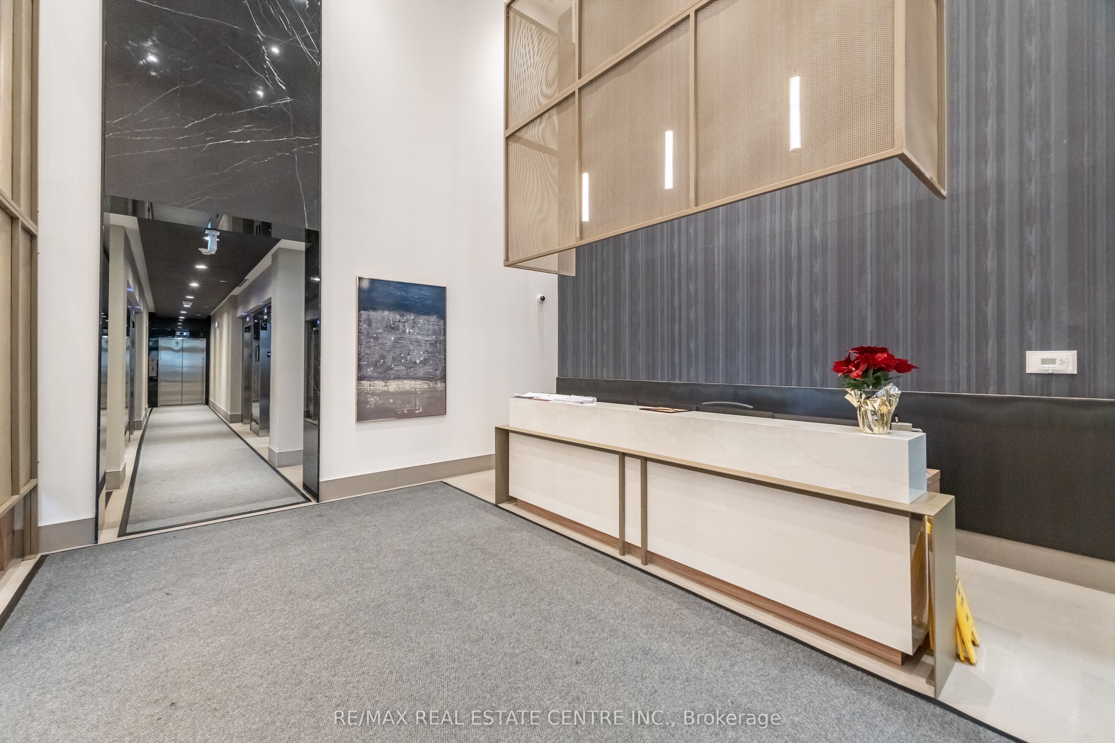 430 Square One Drive 4905